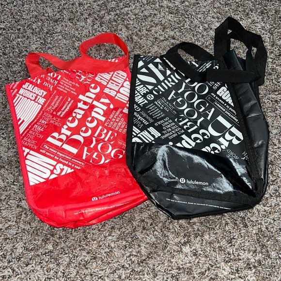 lululemon athletica Handbags - 🤩4/$15🥳 reusable lululemon shopping totes